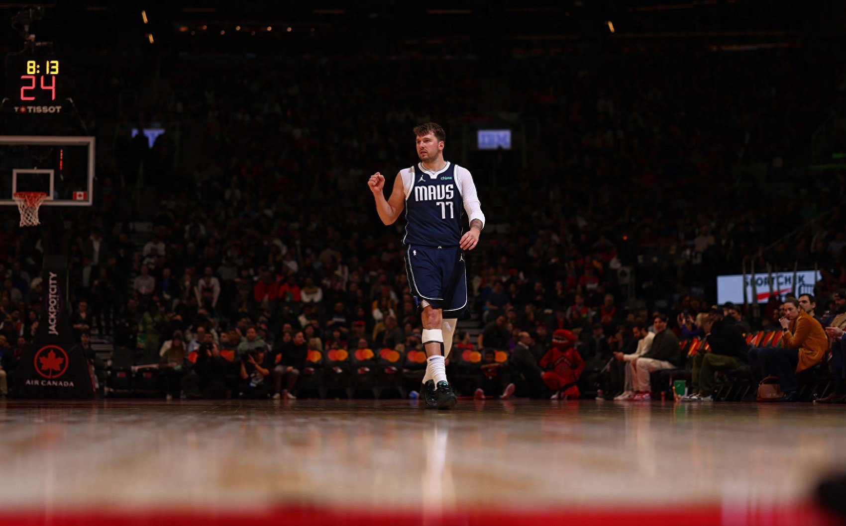 AYX SPORTS 东契奇新星败北表现惊艳，MAD未来可期！