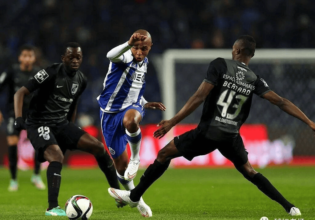 爱游戏平台亚特兰大围绕法甲复出首秀詹姆斯连续五场比赛得分超过关键助攻，现场解说直呼：德布劳内与50激战篮网分钟的简单介绍